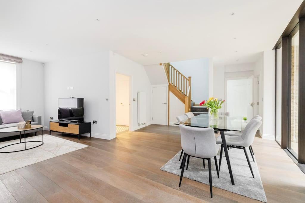Appartamento Modern House In South Kensington Londra Esterno foto